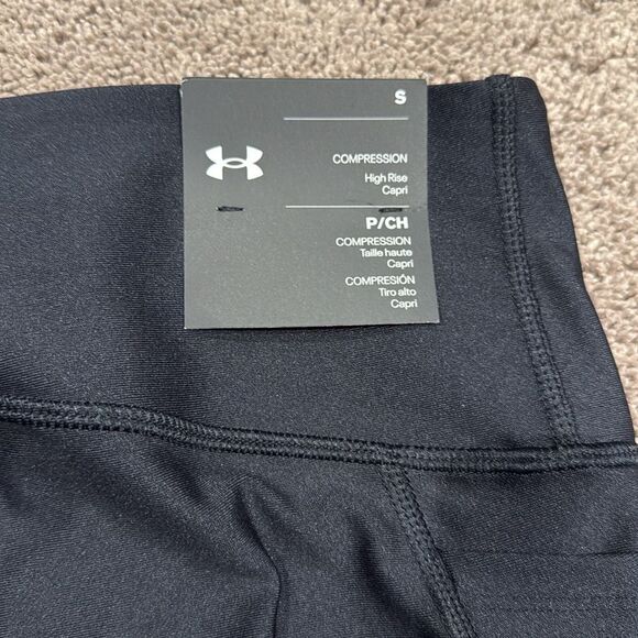 Heat Gear under armour compression high rise capri size small - Picture 3 of 5